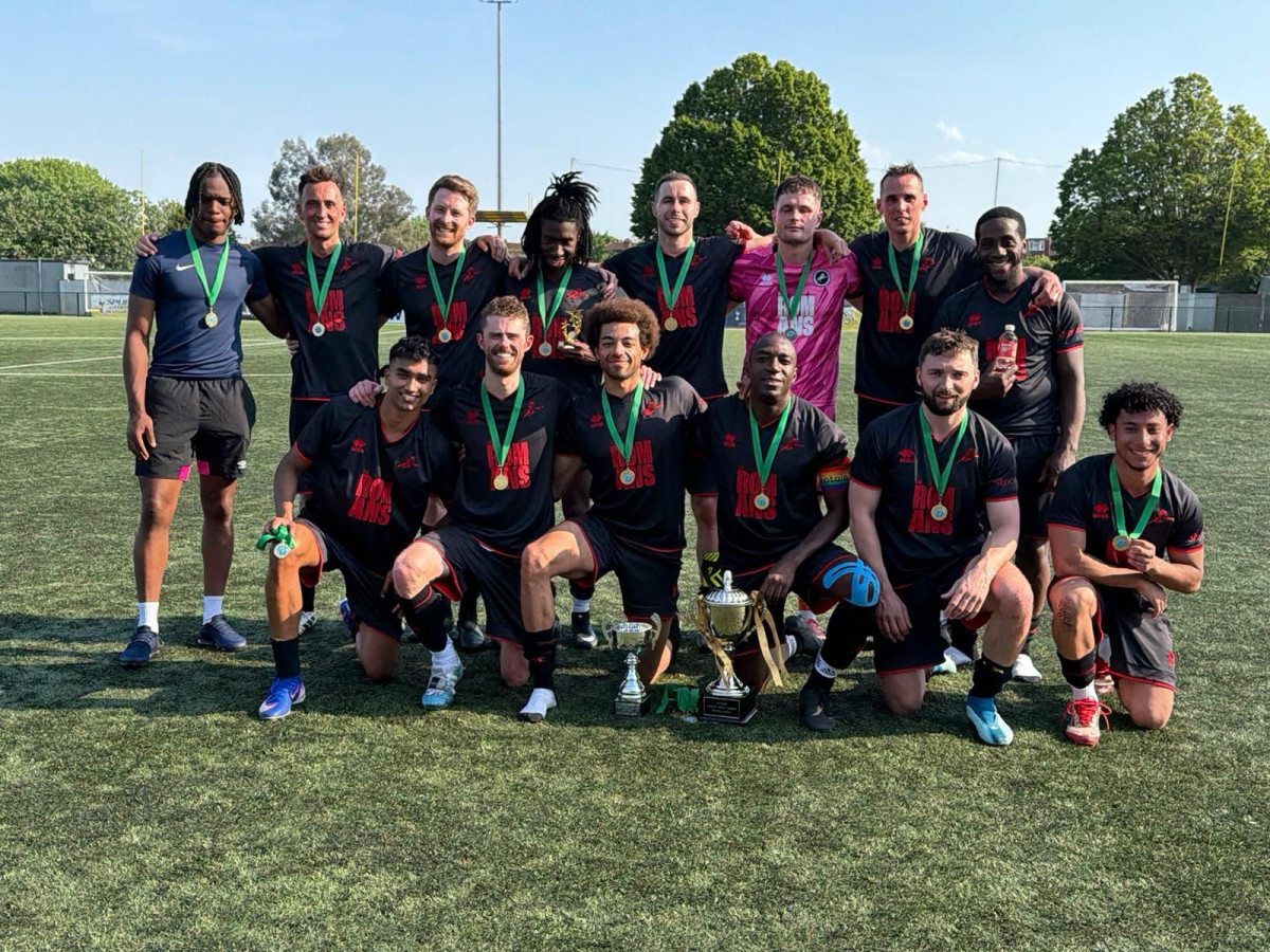 Millwall Romans complete double with League Cup win!