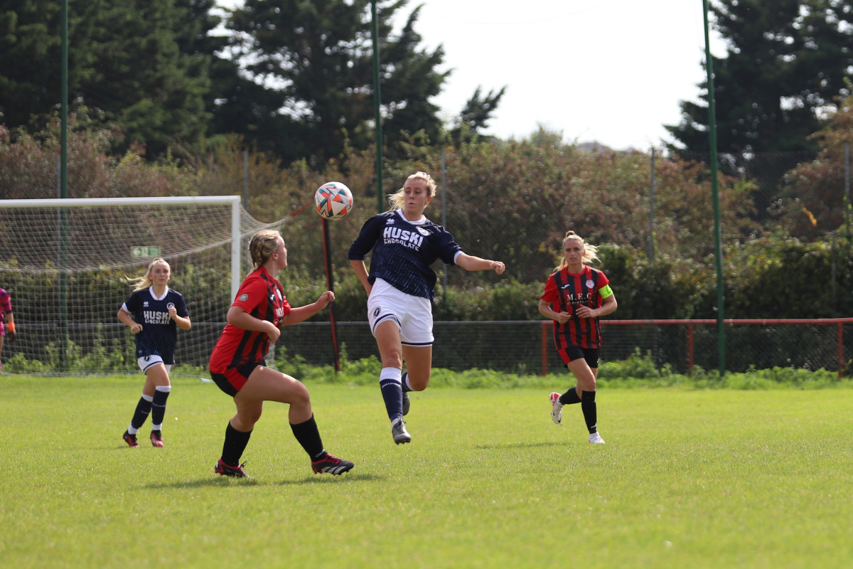 Millwall Lionesses edged out by Saltdean United